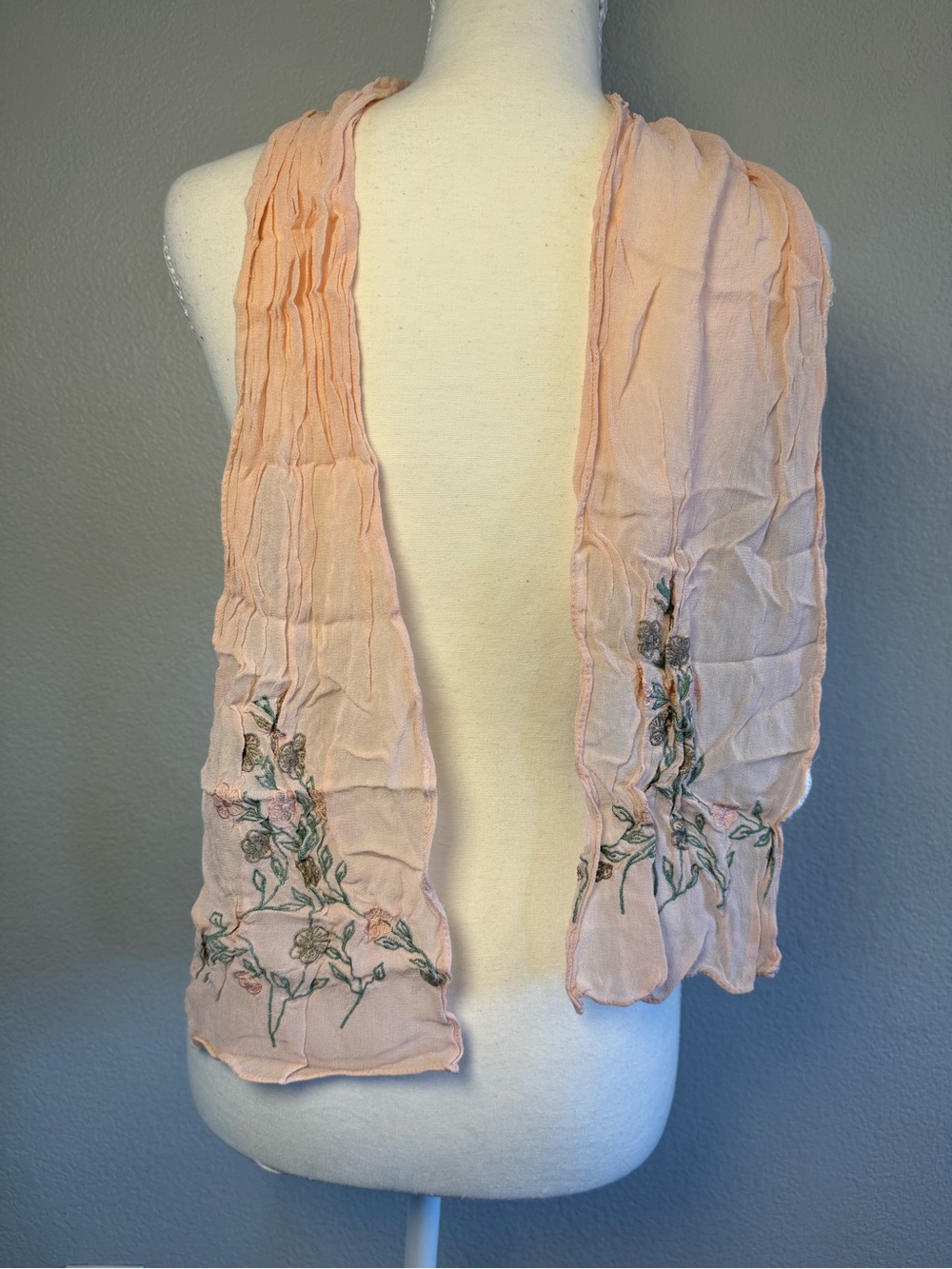 VTG Embroidered Peach Scarf, Floral Crinkle Gauze Lightweight Wrap cottagecore